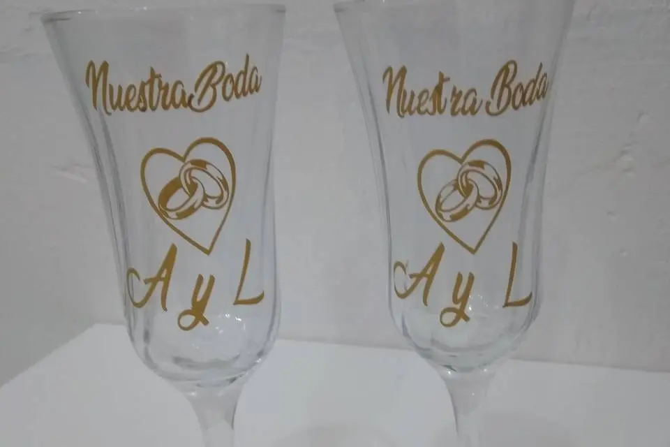 invitaciones de boda en vasos de vidrio - Cómo deben ser las invitaciones de boda