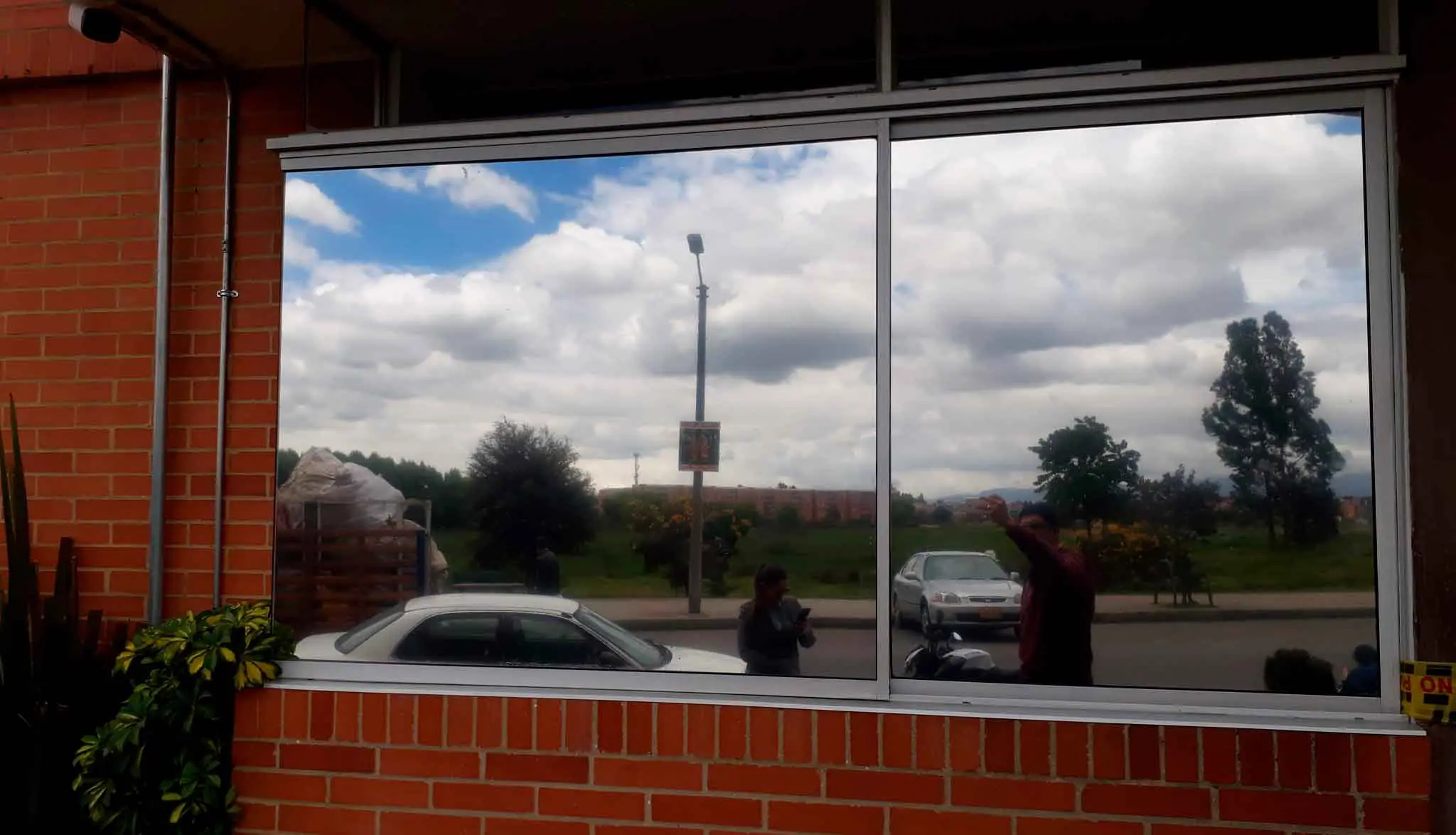vidrio tipo espejo para ventanas - Cómo es un vidrio espejo