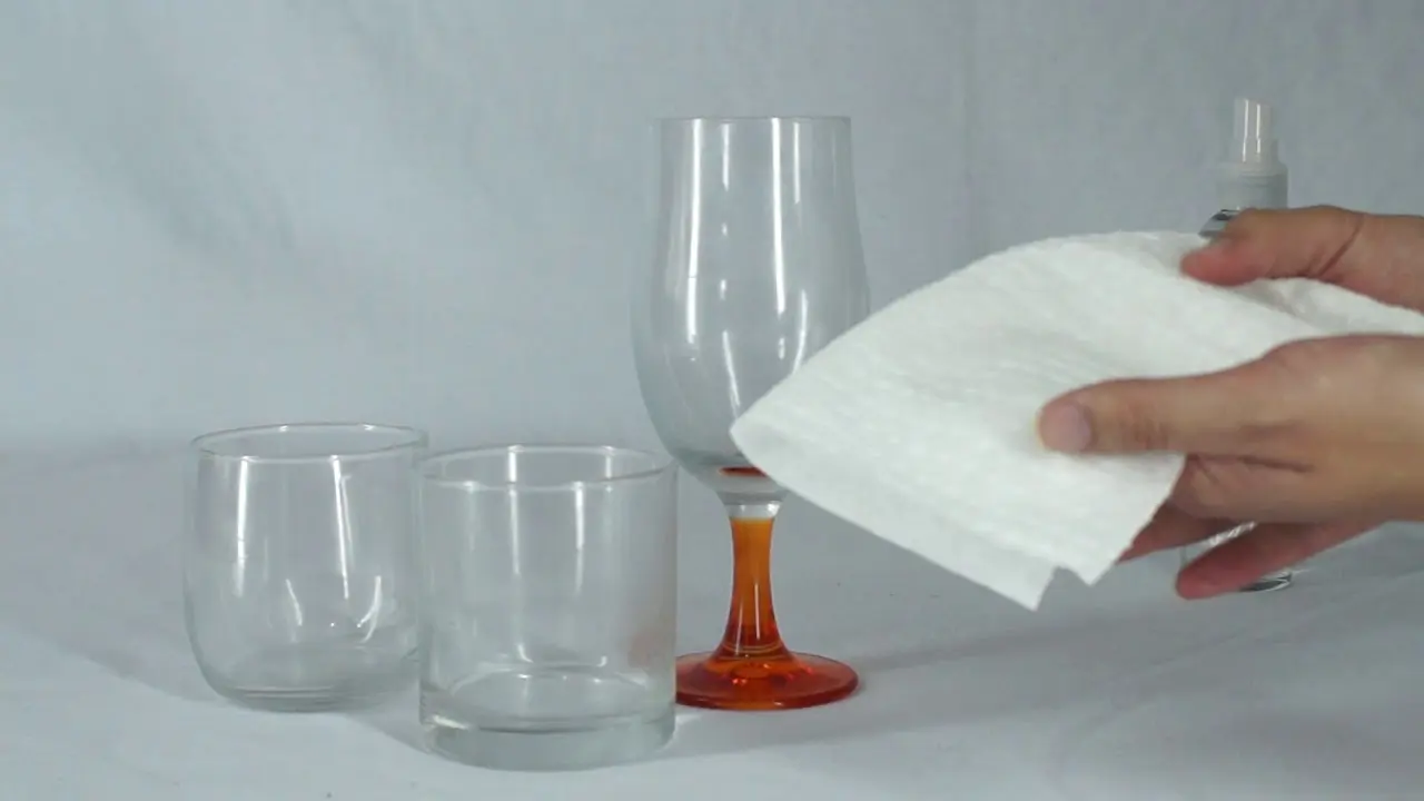 limpiar vasos de vidrio - Cómo limpiar los vasos de vidrio