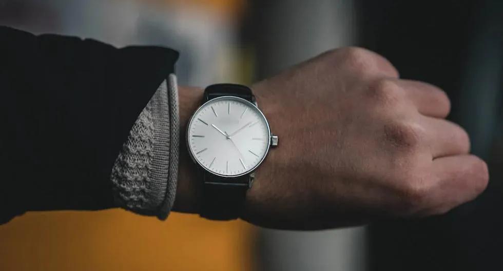 Cómo limpiar el cristal de un reloj - Cómo limpiar un reloj con bicarbonato como limpiar el cristal de un reloj - Cómo limpiar un reloj con bicarbonato