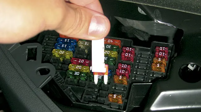 cual es el fusible delos vidrios electricos - Cómo saber qué fusible es para cada cosa