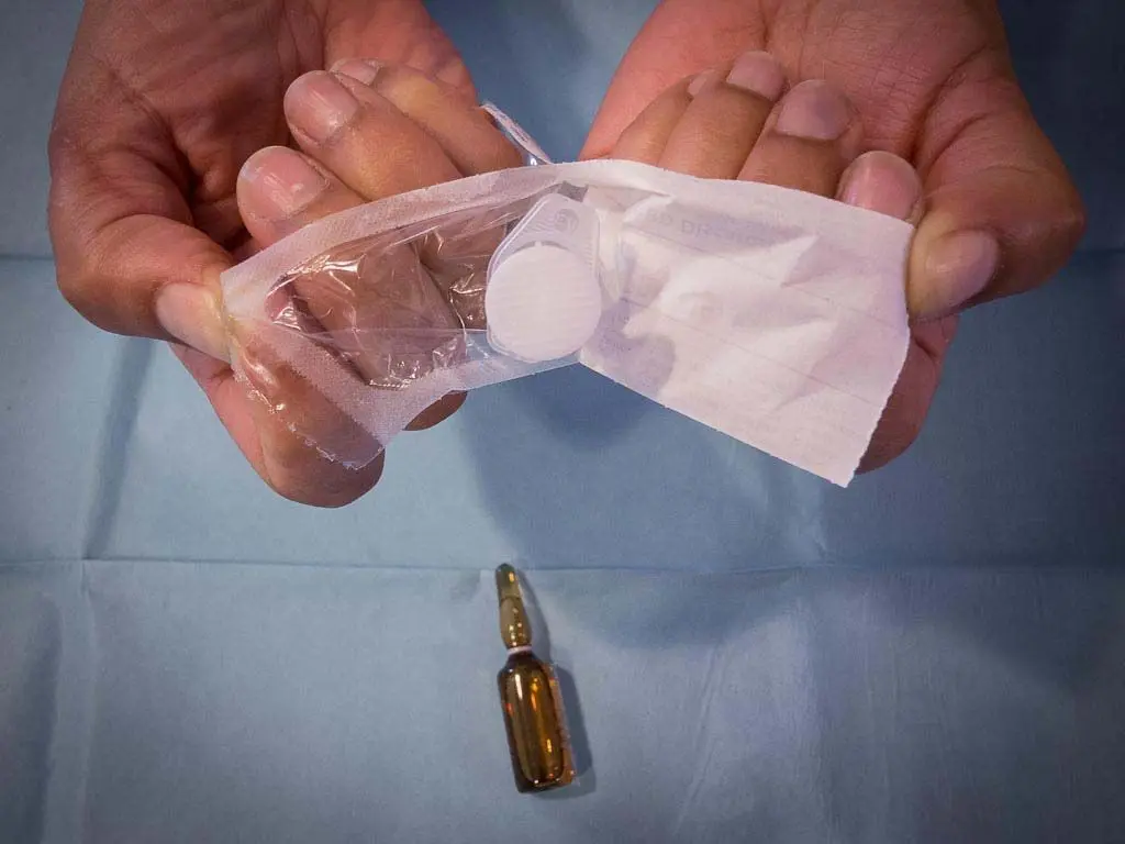 Cómo abrir una ampolla de vidrio - Cómo se abre una ampolleta de ADerogyl como abrir una ampolla de vidrio - Cómo se abre una ampolleta de ADerogyl