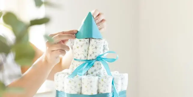 Decoración de frascos de vidrio para baby shower - Cómo se hace un baby shower sencillo decoracion de frascos de vidrio para baby shower - Cómo se hace un baby shower sencillo