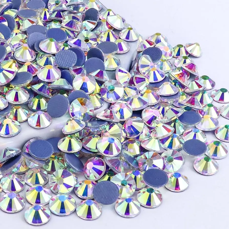 Cristales para pegar en ropa: brillo y estilo personal