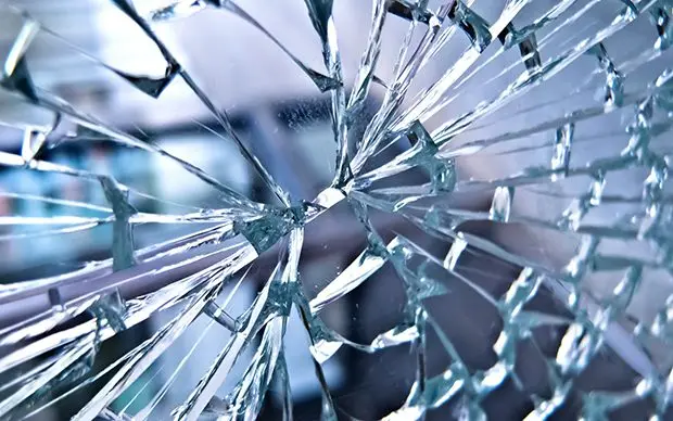 el vidrio es solido - Cuál es el estado del cristal
