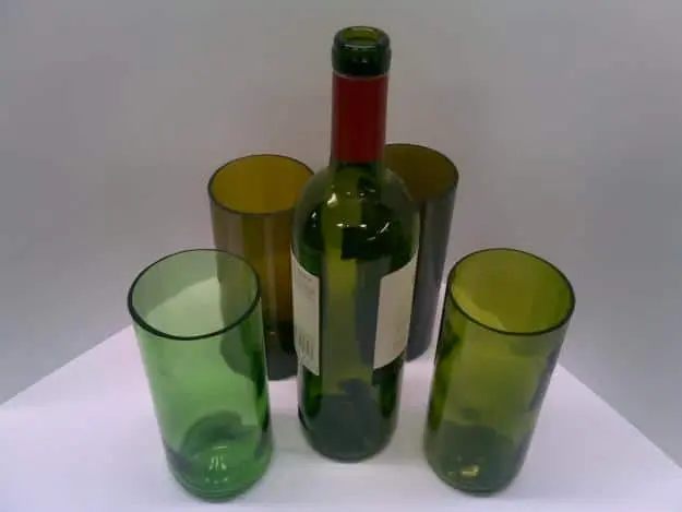 como hacer vasos con botellas de vidrio - Cuántos vasos de agua caben en una botella