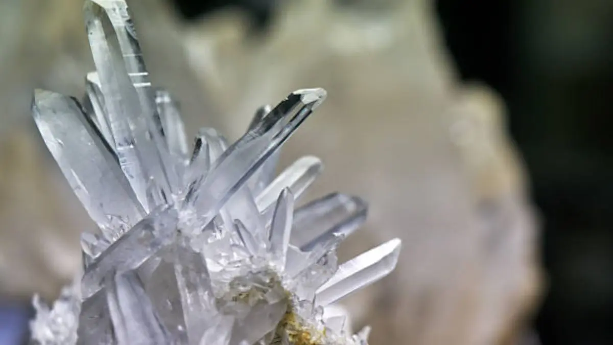 Cristal de roca: Propiedades y beneficios - Dónde se encuentra el cristal de roca cristal de roca propiedades - Dónde se encuentra el cristal de roca
