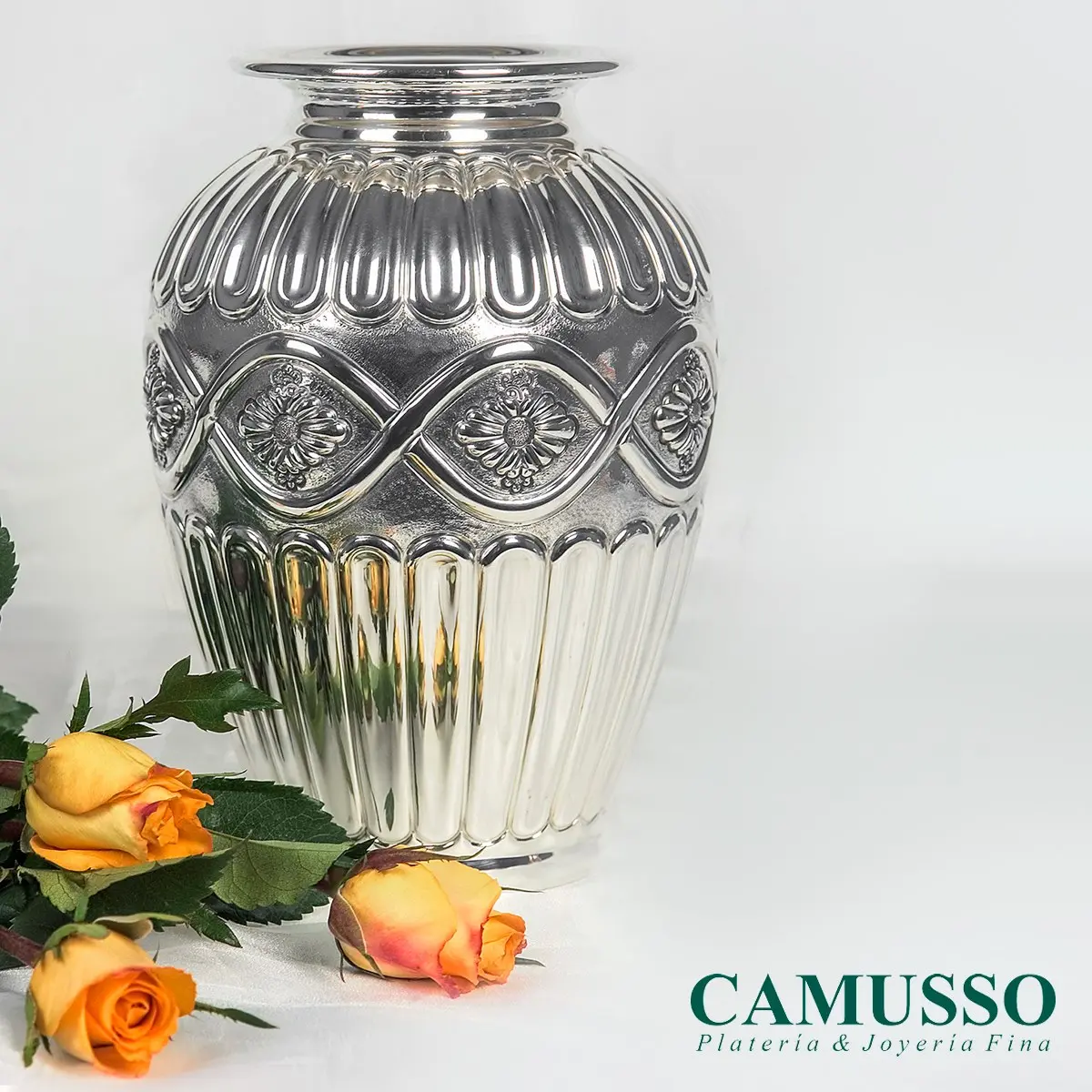 Floreros de vidrio: belleza y funcionalidad en decoración