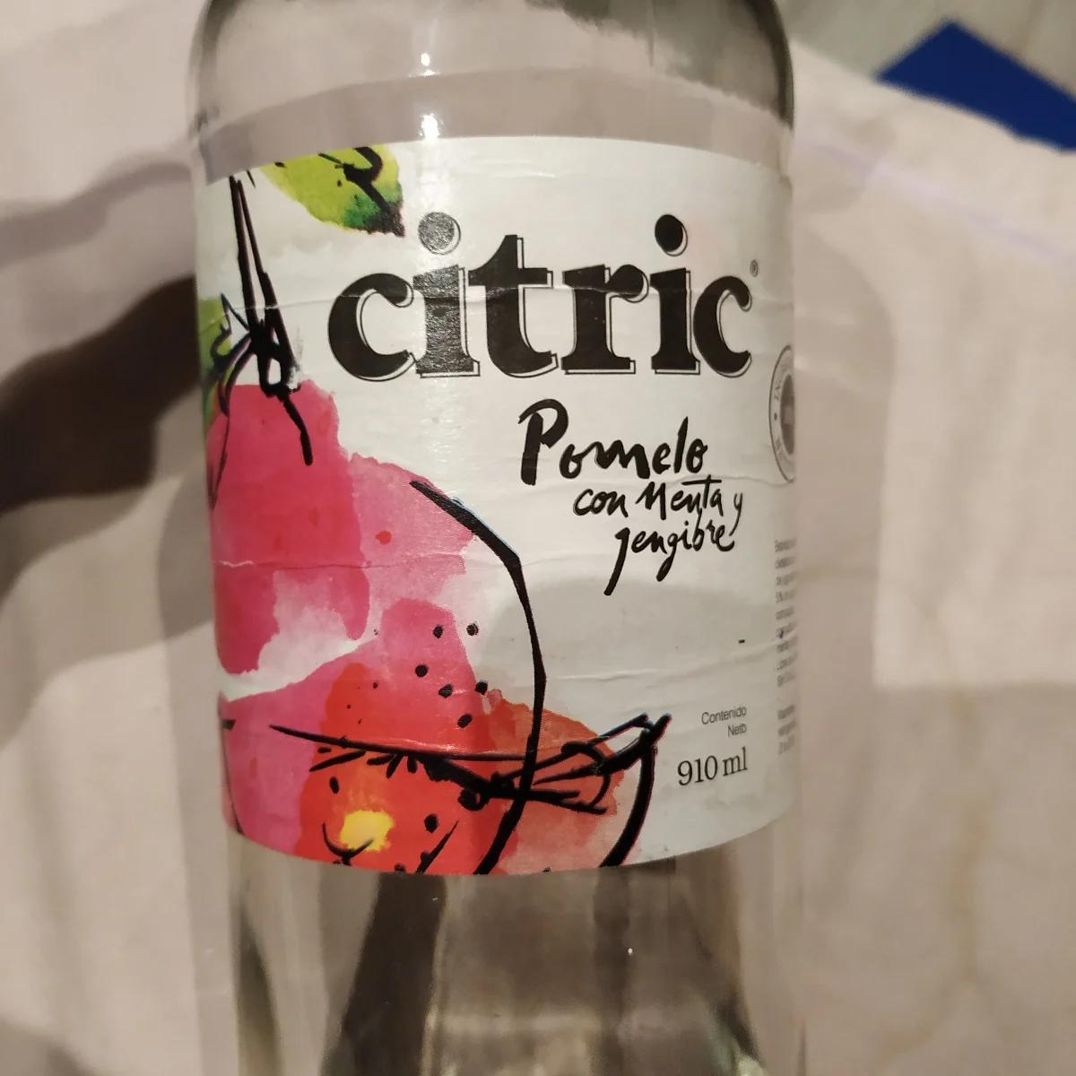 Jugo citric vidrio: el refresco natural para dientes