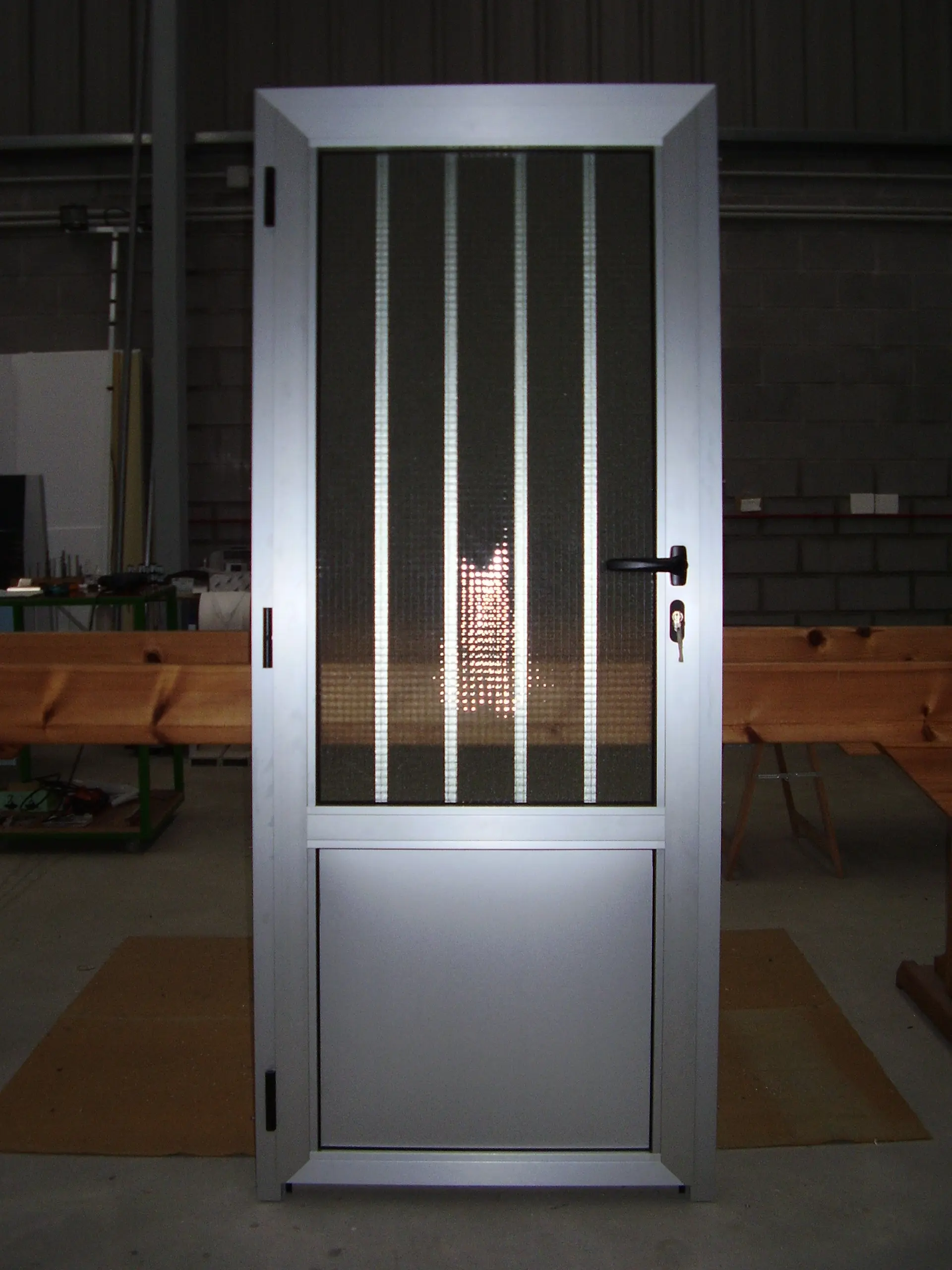 Puerta de aluminio exterior con cristal - Qué es mejor una puerta de aluminio o PVC puerta aluminio exterior con cristal - Qué es mejor una puerta de aluminio o PVC