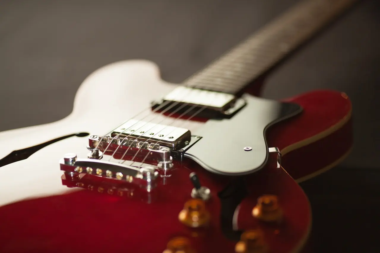 Guitarra eléctrica de vidrio: una opción innovadora y sorprendente - Qué material está hecha la guitarra eléctrica guitarra electrica de vidrio - Qué material está hecha la guitarra eléctrica