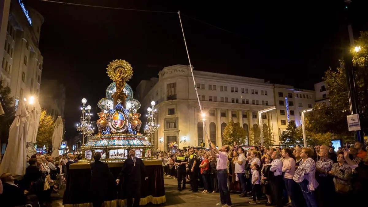 El Rosario de Cristal de Zaragoza: Una tradición religiosa y artística - Qué representa el Rosario de Cristal el rosario de cristal de zaragoza - Qué representa el Rosario de Cristal