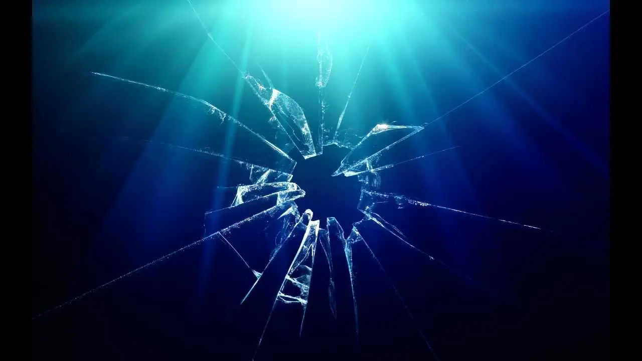 El significado de soñar con la boca llena de cristales - Qué significa soñar con la boca llena de cristales ruido de cristal roto - Qué significa soñar con la boca llena de cristales