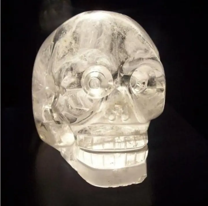 craneo de cristal extraterrestre - Quién encontró la calavera de cristal