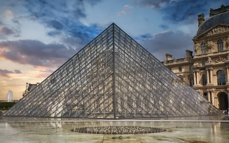 francia piramide de cristal - Quién hizo la pirámide de cristal del Louvre